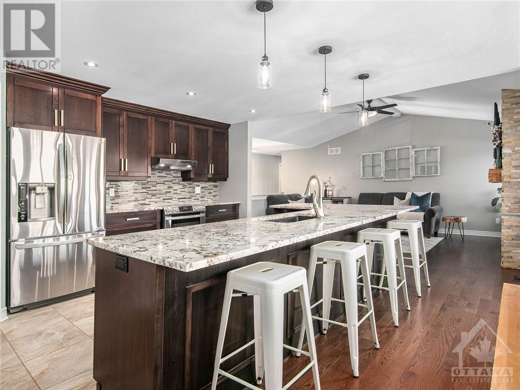 Listing 1327897 - Large Photo # 14