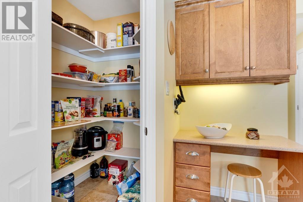 Listing 1327934 - Large Photo # 10