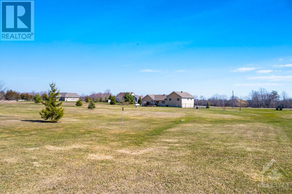 Listing 1327934 - Large Photo # 24