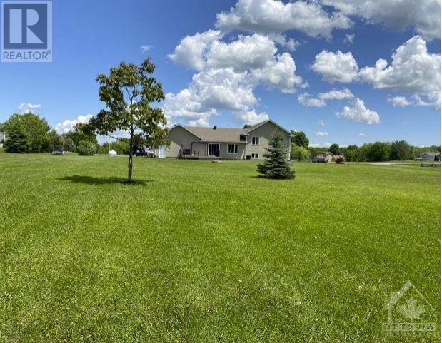 Listing 1327934 - Large Photo # 2