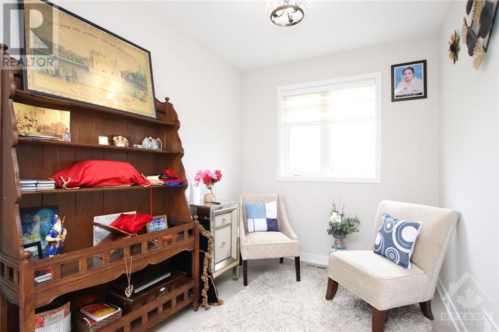 Listing 1328015 - Large Photo # 2