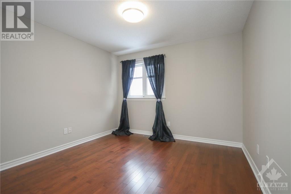 Listing 1328137 - Large Photo # 18