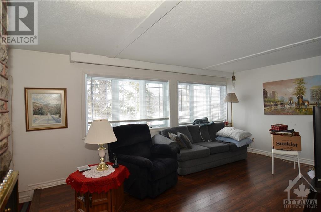 Listing 1328182 - Large Photo # 12