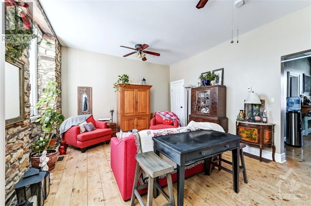Listing 1328183 - Large Photo # 6
