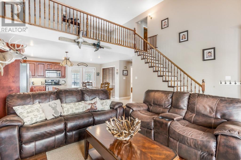 Listing 1328238 - Large Photo # 4