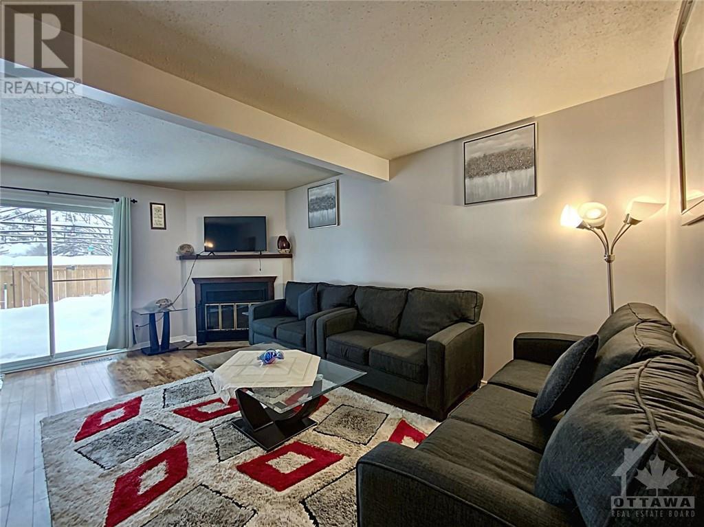 Listing 1328274 - Large Photo # 11