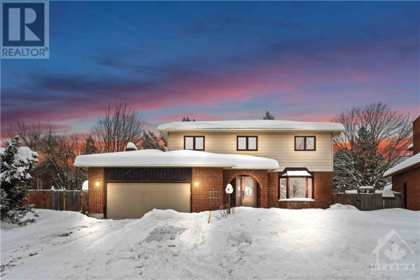 4 MCLAUGHLIN CRESCENT, Ottawa