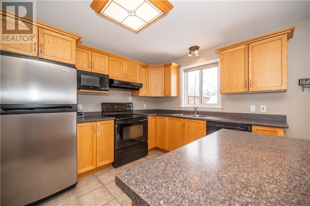 Listing 1328700 - Large Photo # 10