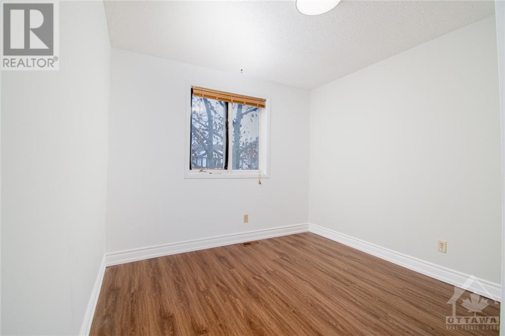 Listing 1328881 - Large Photo # 10