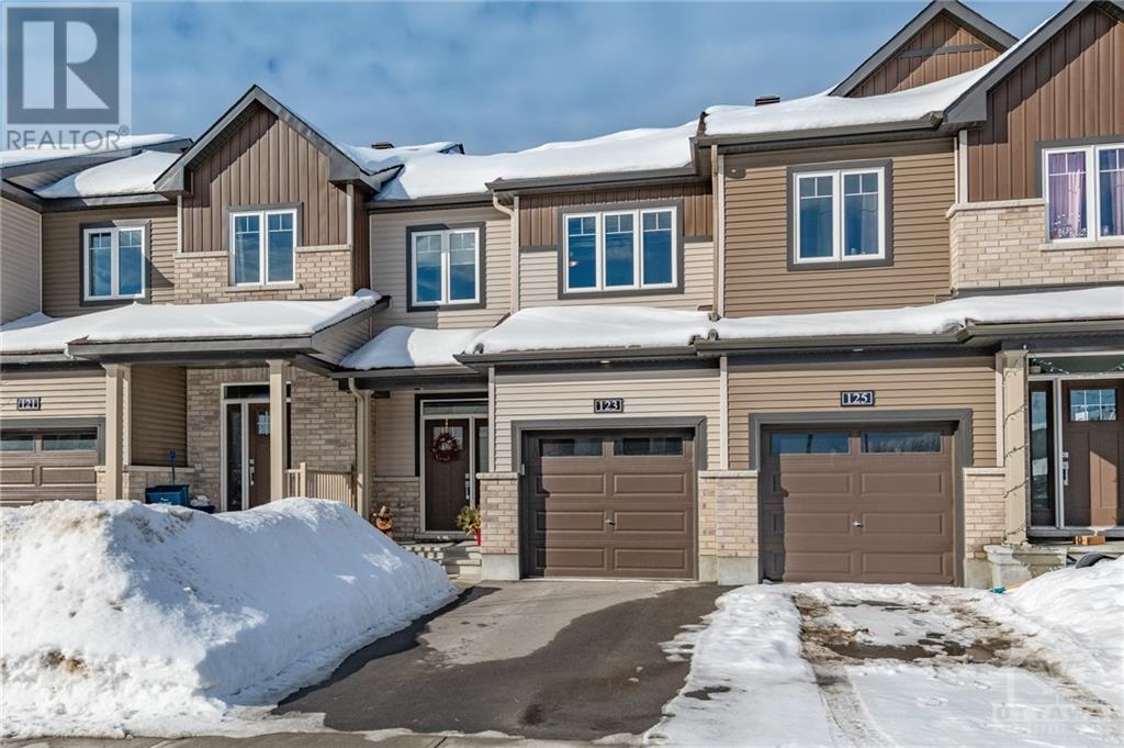Listing 1329124 - Large Photo # 2