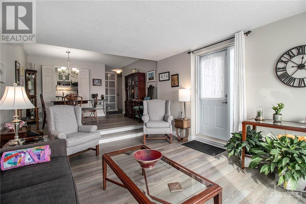 Listing 1329179 - Large Photo # 14