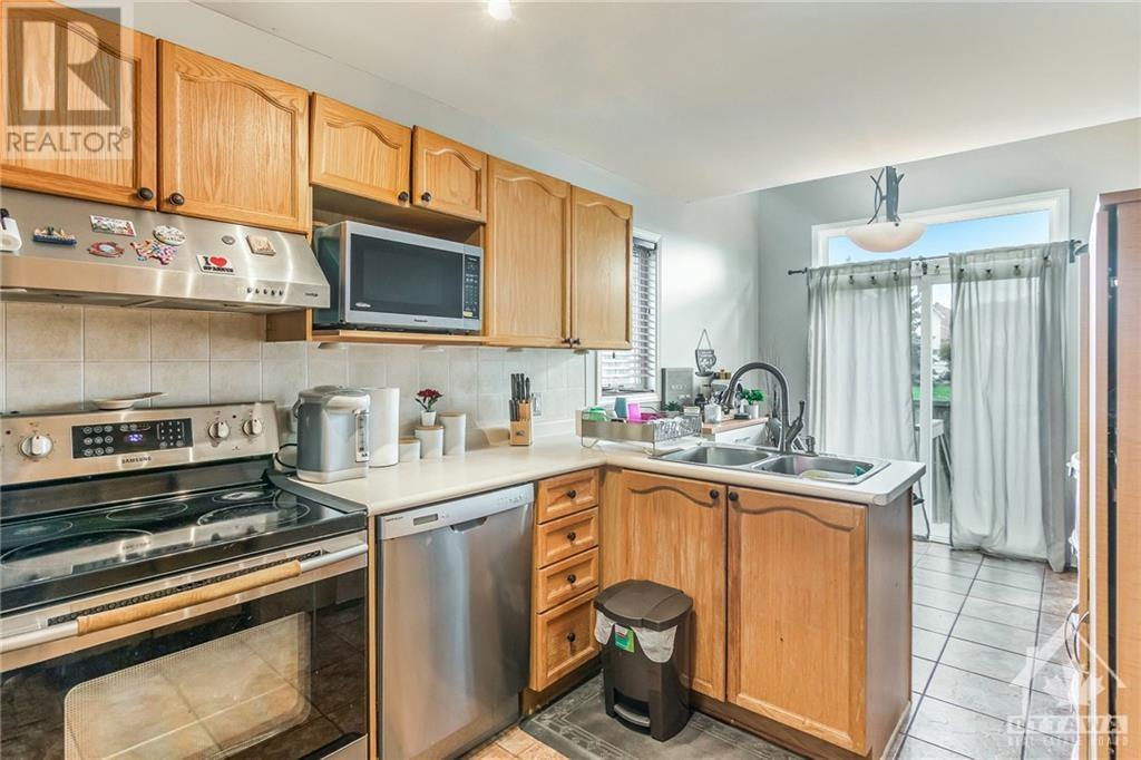 Listing 1329199 - Large Photo # 11