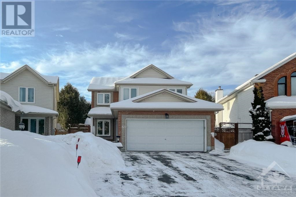 153 LONGSHIRE CIRCLE, Nepean