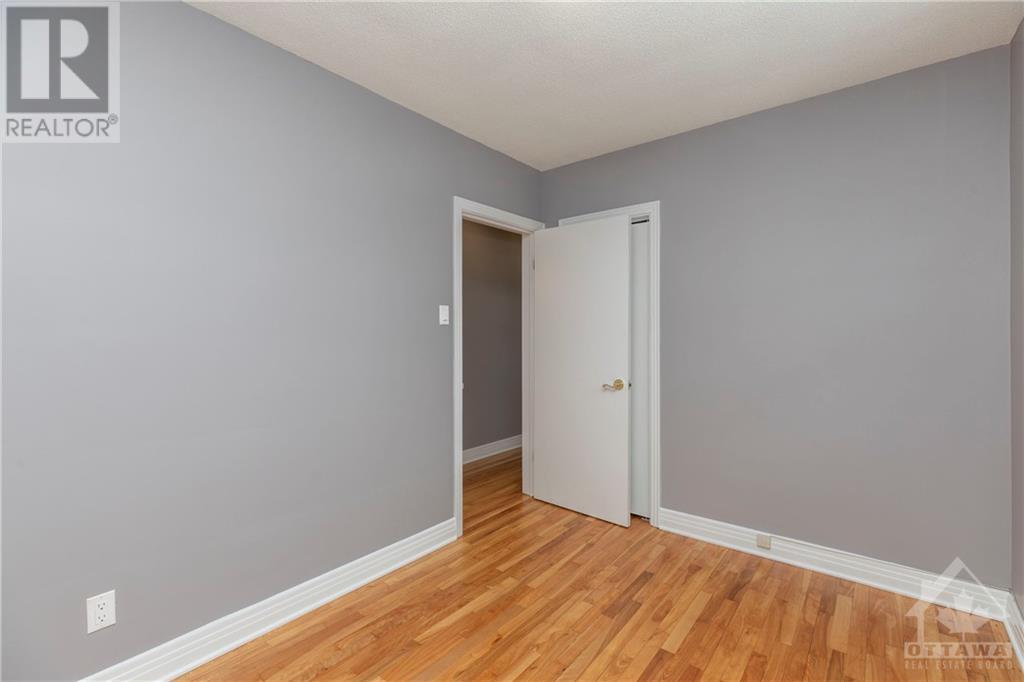 Listing 1329267 - Large Photo # 18