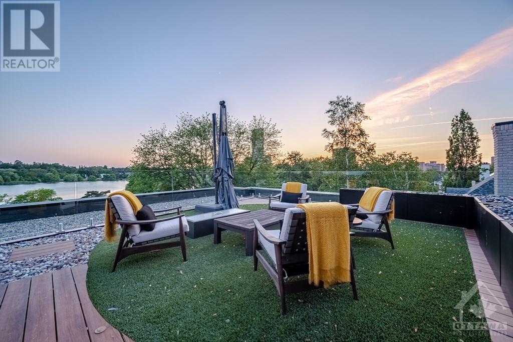 Listing 1329273 - Large Photo # 25