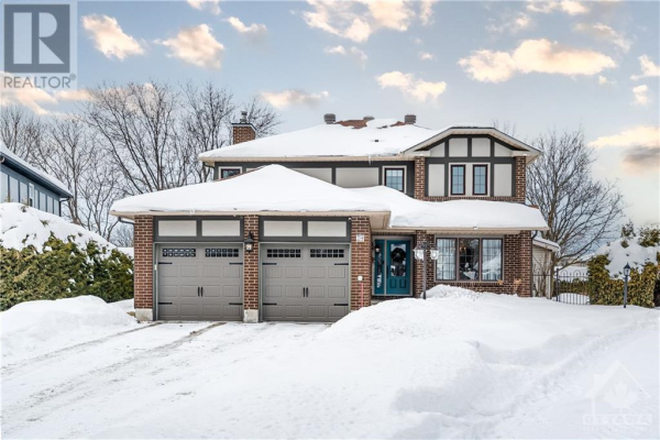 24 JARLAN TERRACE, Ottawa