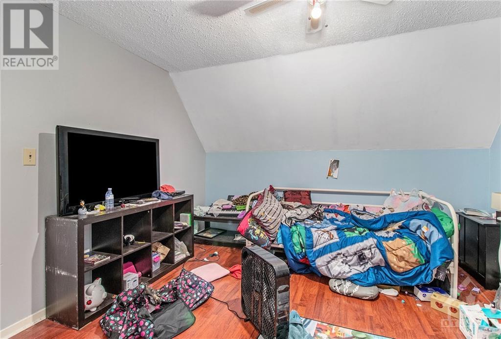 Listing 1329366 - Large Photo # 19