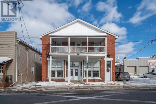 9 MAIN STREET S, Maxville