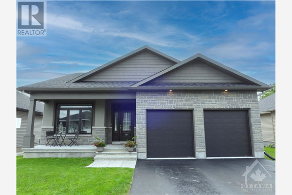 109 CARSS STREET, Almonte