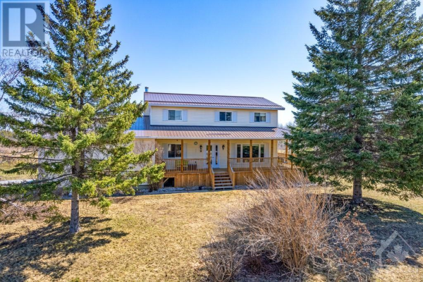 817 CODE DRIVE, Smiths Falls