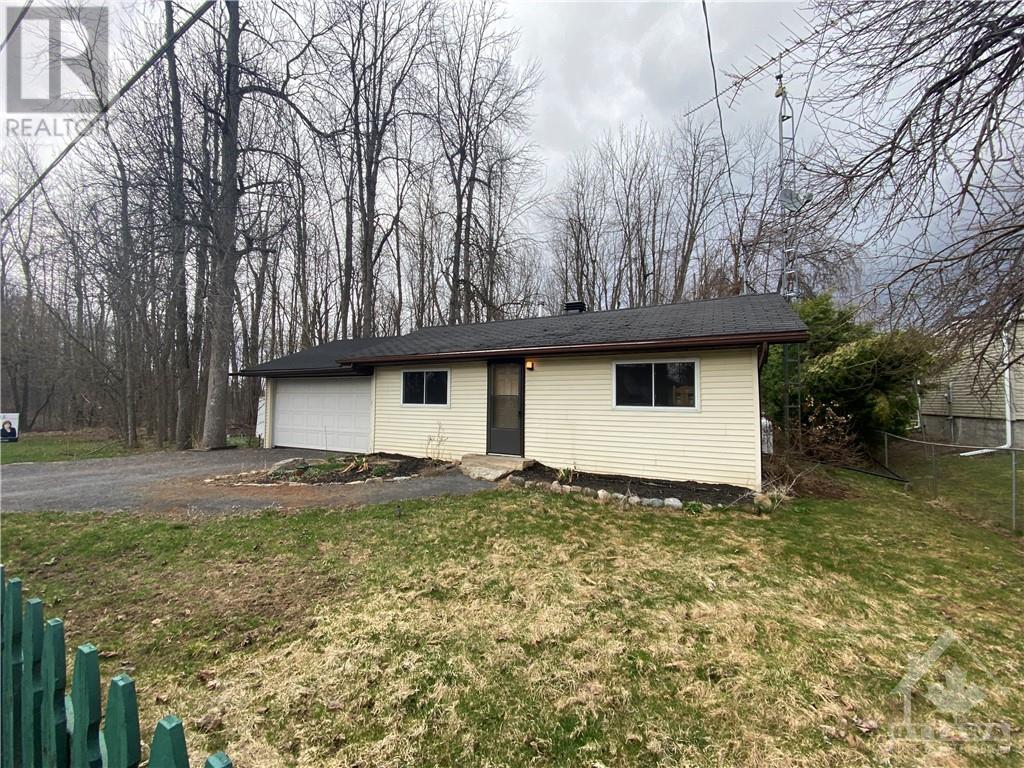 Listing 1329500 - Large Photo # 1