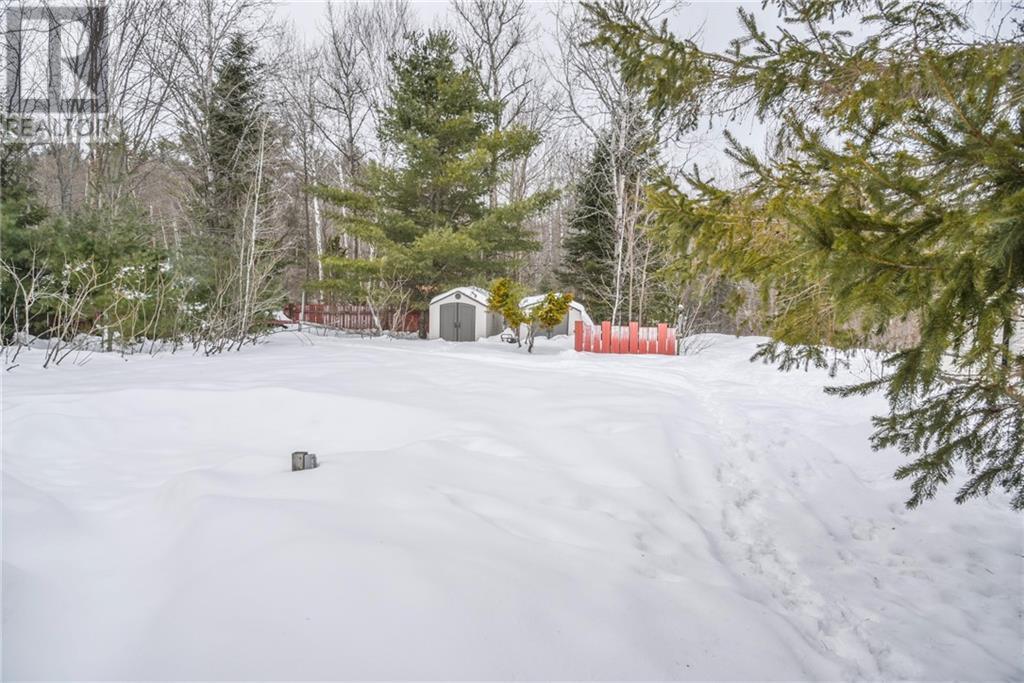 Listing 1329680 - Large Photo # 30