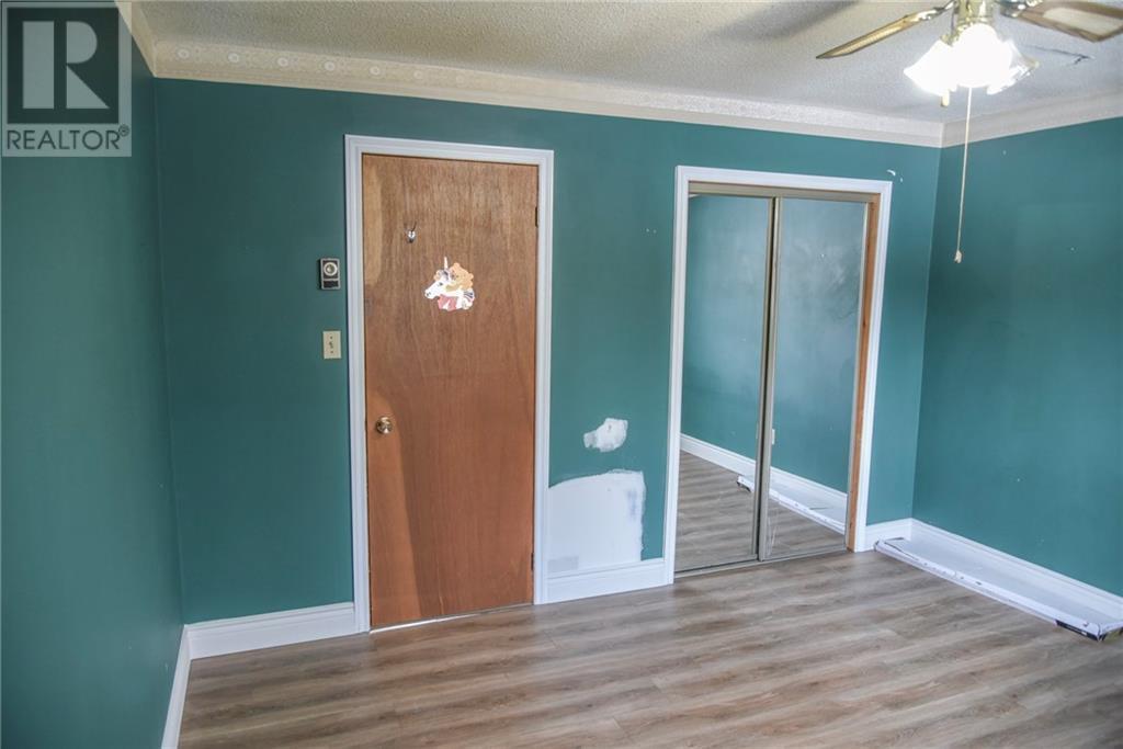 Listing 1329680 - Large Photo # 16