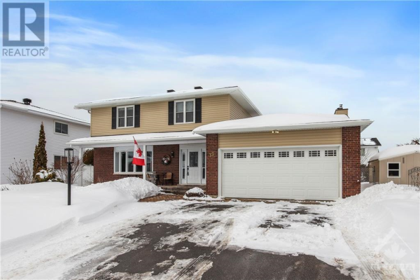 39 CHARING ROAD, Ottawa