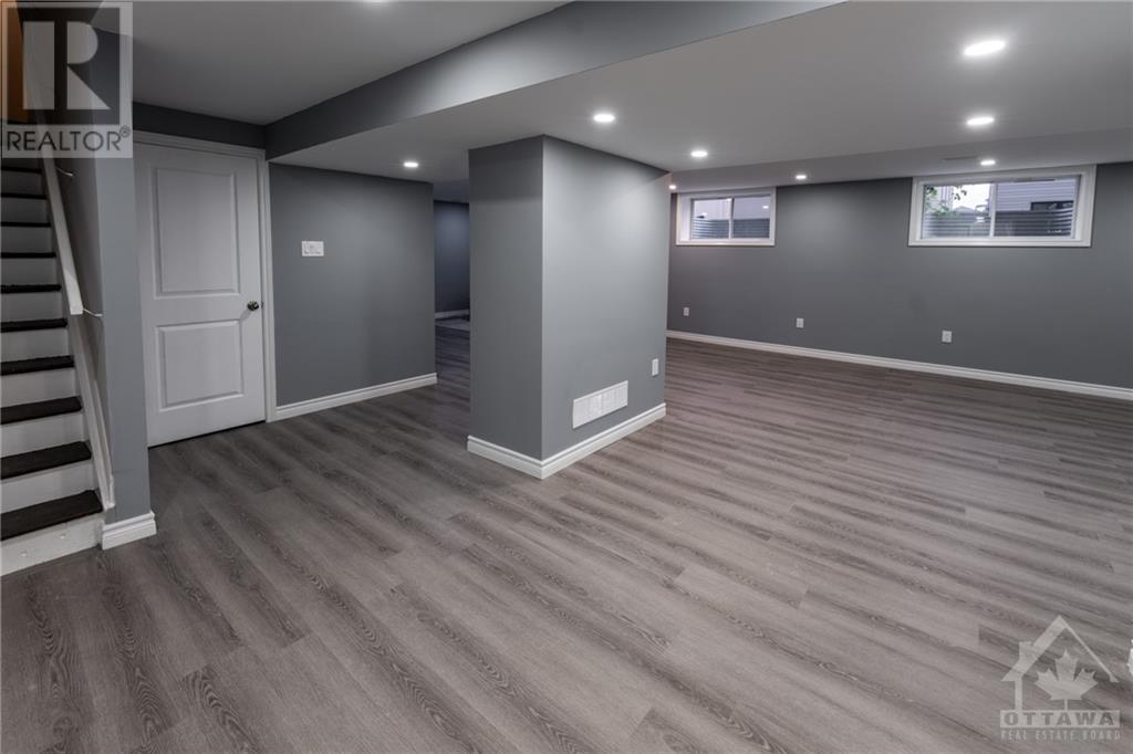 Listing 1329740 - Large Photo # 26