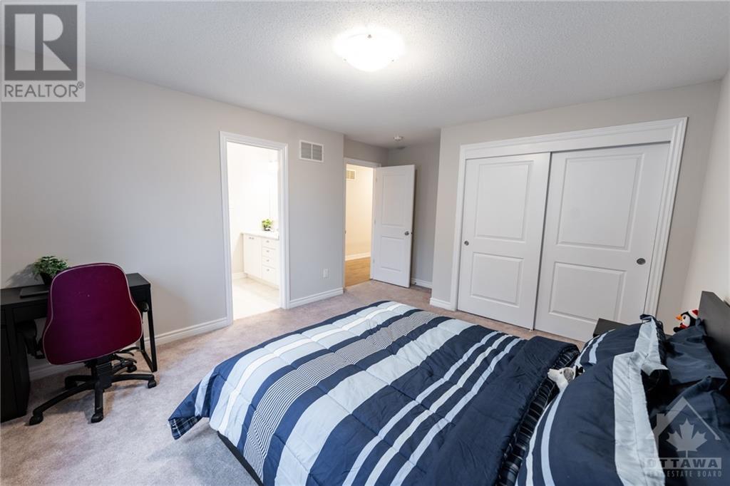 Listing 1329740 - Large Photo # 19
