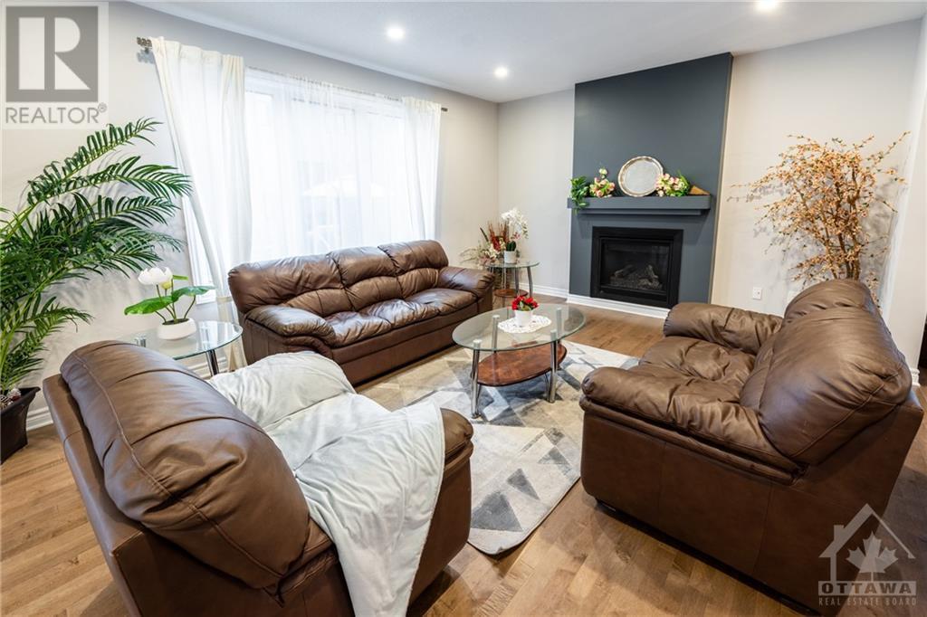 Listing 1329740 - Large Photo # 7