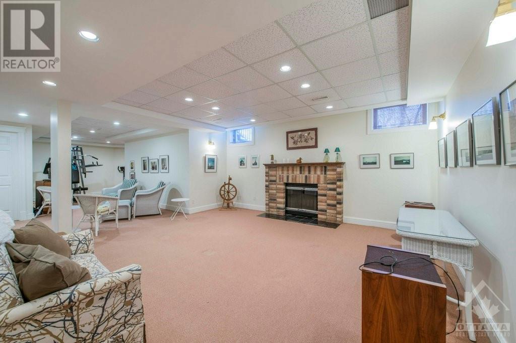 Listing 1329841 - Large Photo # 24