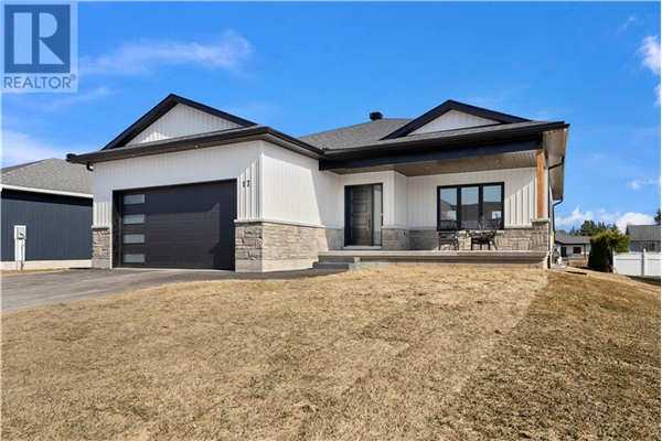 17 BAMAGILLIA STREET, Cobden