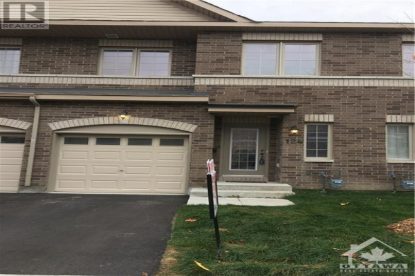 124 CAMDEN PRIVATE, Ottawa