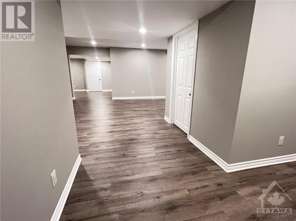 Listing 1330057 - Large Photo # 29