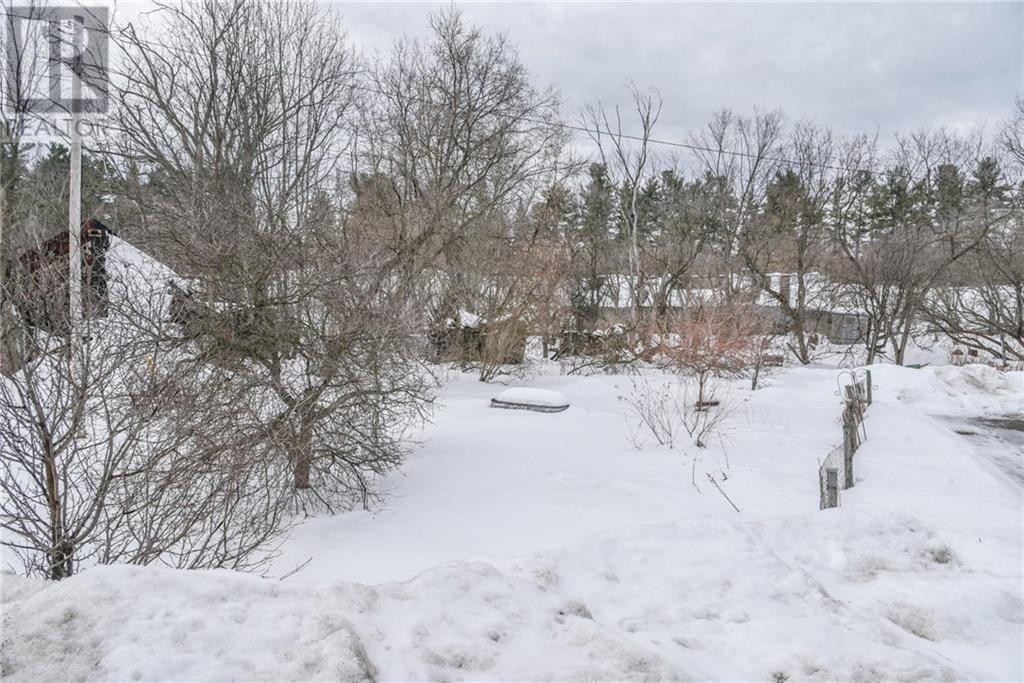 Listing 1330099 - Large Photo # 22