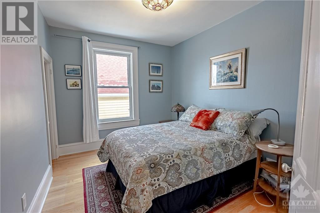 Listing 1330320 - Large Photo # 18