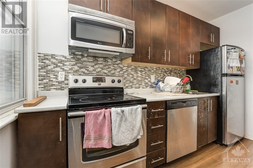 Listing 1330385 - Large Photo # 18