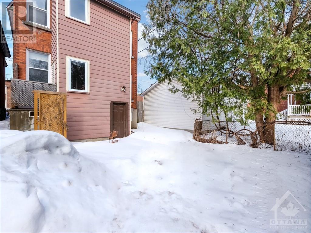 Listing 1330390 - Large Photo # 28