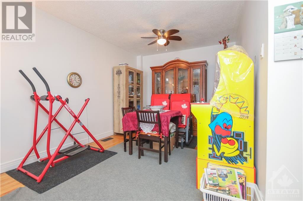 Listing 1330513 - Large Photo # 14