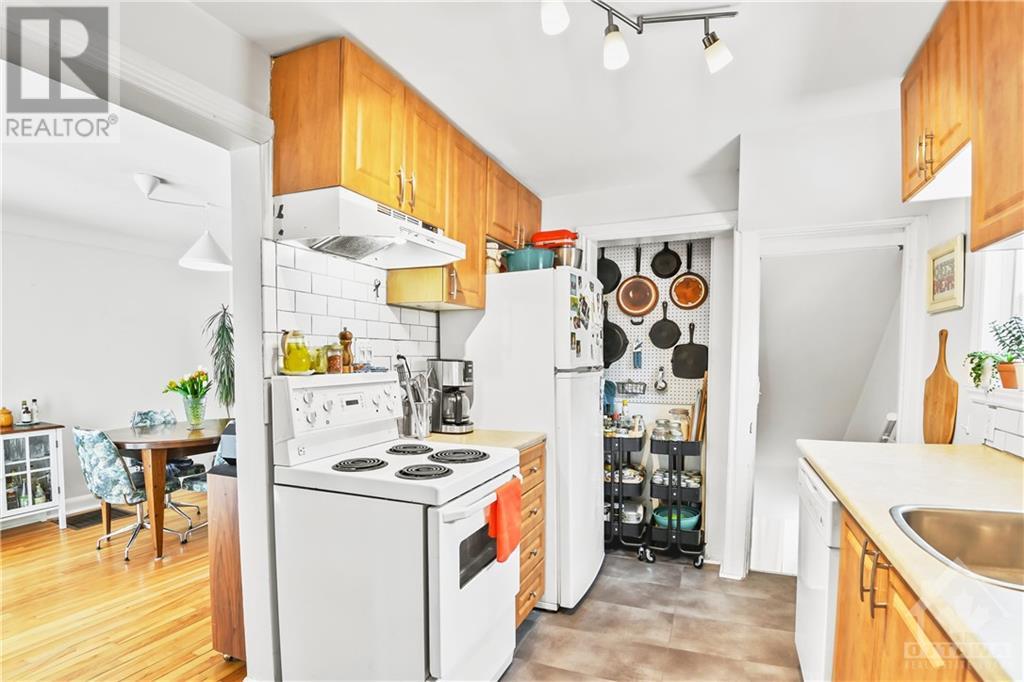 Listing 1330520 - Large Photo # 10