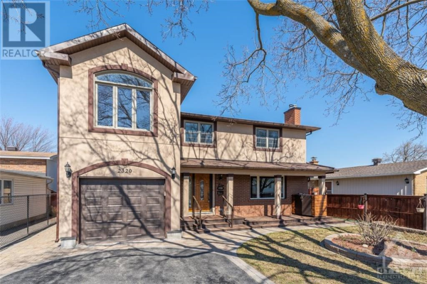 2320 BLACKSTONE CRESCENT, Ottawa
