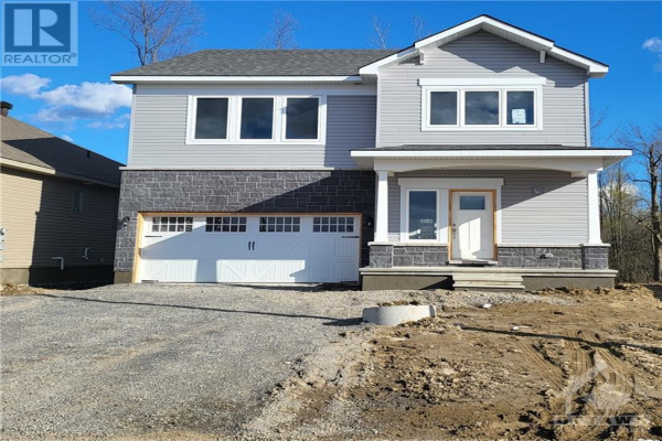 545 PAAKANAAK AVENUE, Ottawa