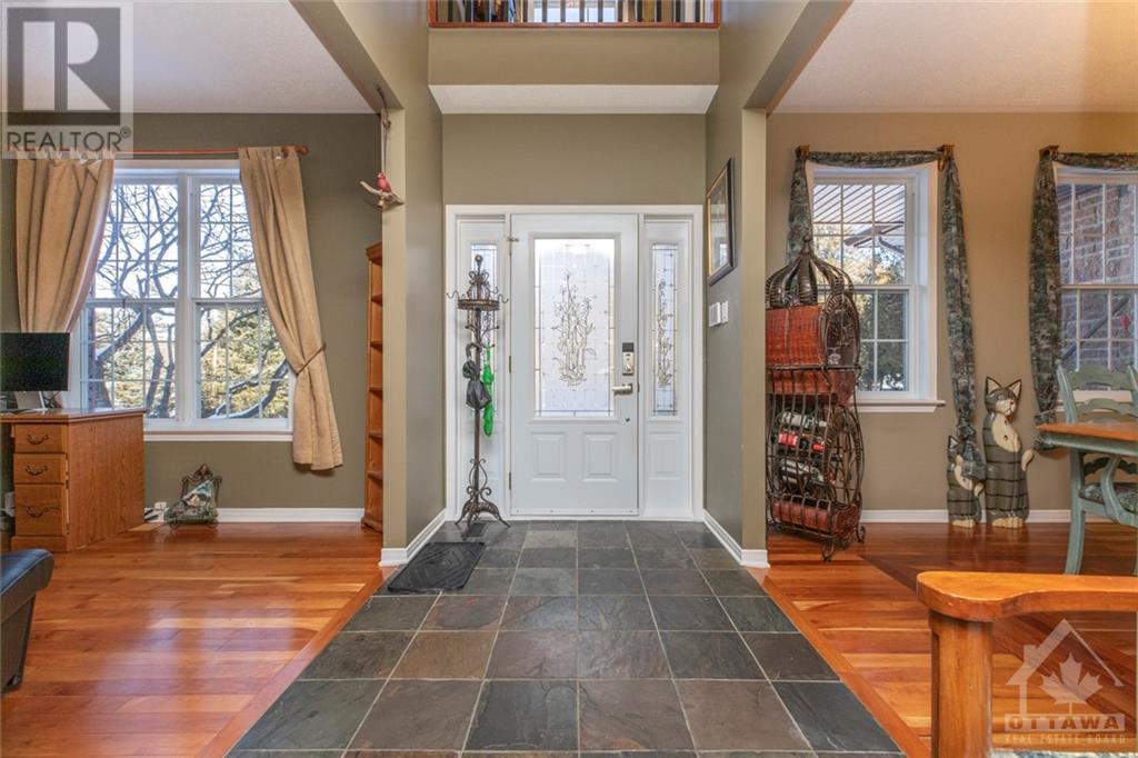 Listing 1330657 - Large Photo # 2