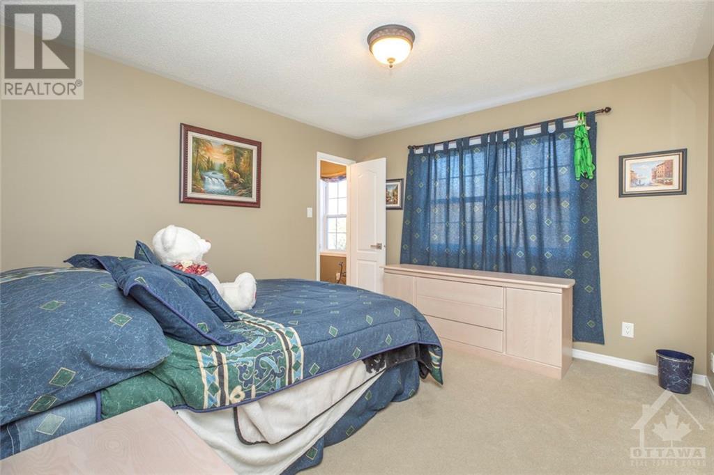 Listing 1330657 - Large Photo # 24