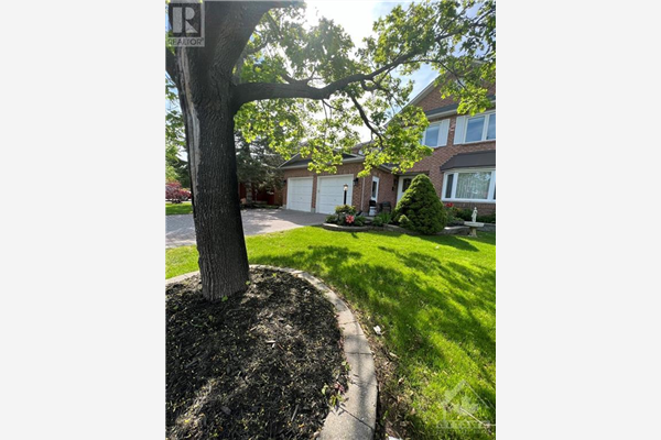 54 CLAUDET CRESCENT, Ottawa