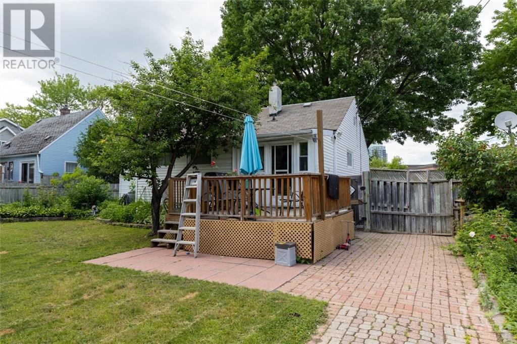 Listing 1330778 - Large Photo # 3