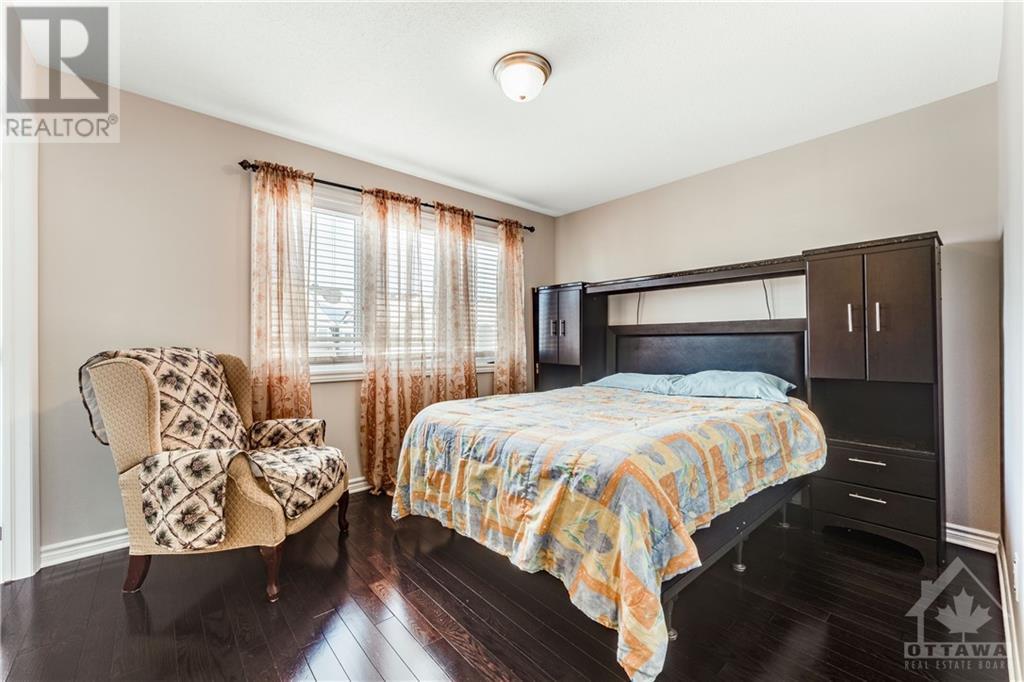 Listing 1330830 - Large Photo # 17