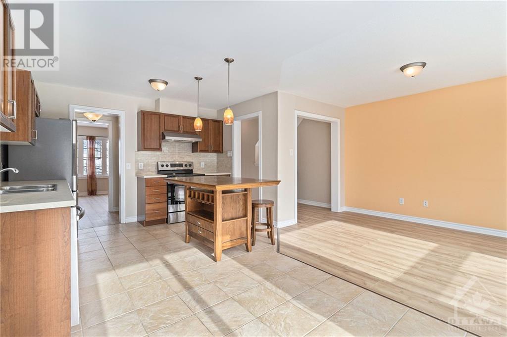 Listing 1330832 - Large Photo # 11
