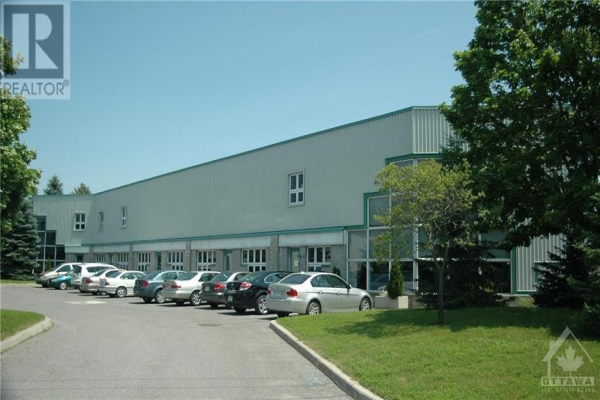 11 TRISTAN COURT UNIT#4, Ottawa